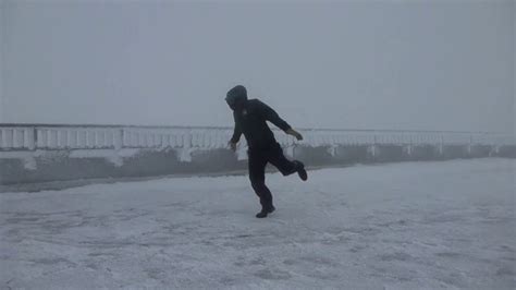 Mount Washington Observatory shares video of man being blown away by 109-mph winds / Boing Boing