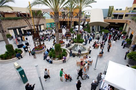 Anaheim’s GardenWalk mall on the market again – Orange County Register