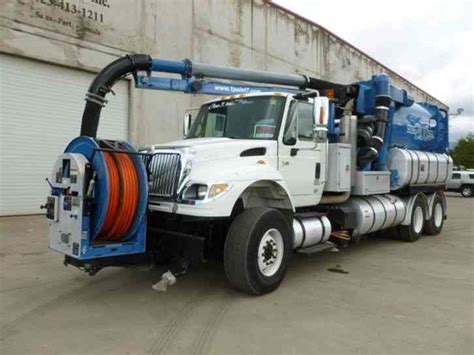 Vactor 2100 Vactor Truck Hydro Excavator Jet Rodder (2006) : Heavy Duty Trucks