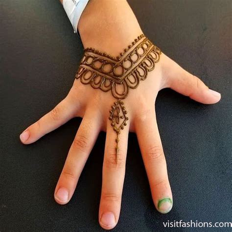 Eye Catching Mehndi Designs For Kids On Eid-ul-Adha In 2020