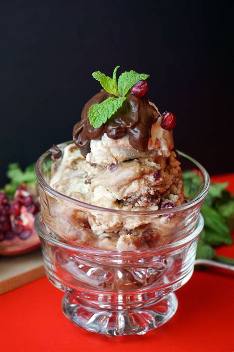 Candy Cane Ice Cream (No-Churn) - Gillian Elizabeth - www.GillianElizabethWellness.com #vegan # ...