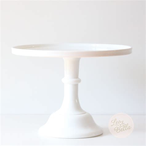 Leo & Bella | 30cm Mosser Milk Glass Cake Stand White