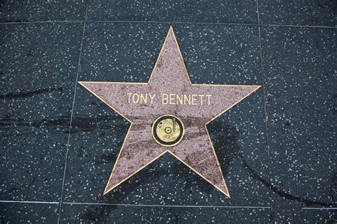 Tony Bennett Dies At 96 – Q102 101.9 WKRQ-FM