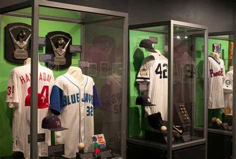 One baseball connects two 2019 Hall of Fame inductees | Baseball Hall ...