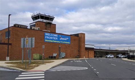 TSA federalizes Wilmington-New Castle Airport as commercial flights resume | Transportation ...