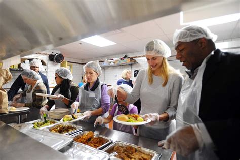 Officials serve meal at Stamford homeless shelter - StamfordAdvocate