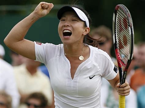 Zheng makes history for China at Wimbledon