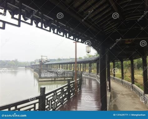 Covered Bridge -Jiangnan Garden Stock Image - Image of architectural, garden: 131629771