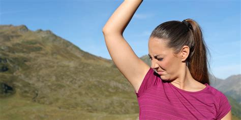 Smelly Armpits: Causes, Treatment, Prevention, When to See a Doctor