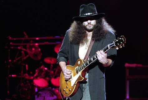 Gary Rossington, Lynyrd Skynyrd Guitarist, Dies at 71