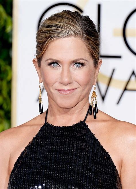 Makeup | Jennifer lopez hair, Jennifer aniston makeup, Jennifer aniston hair