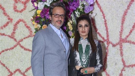 Raveena Tandon wishes husband Anil Thadani on wedding anniversary with ...