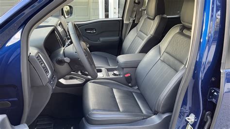 2022 Nissan Frontier Interior Review - Car Detail Guys