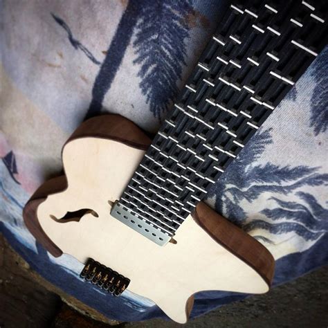 MICROTONAL GUITAR – BRIKEN GUITARS