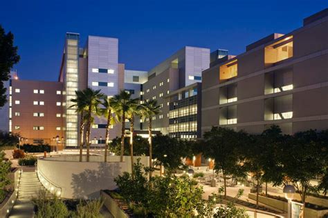 LAC + USC Medical Center: Replacement Hospital - Perkins Eastman