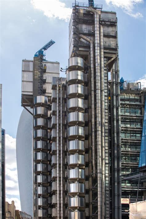 LONDON, Modern English Architecture, Lloyds Bank Building Texture. City ...