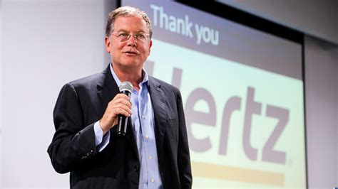 Hertz replaces CEO Scherr with former GM exec Gil West