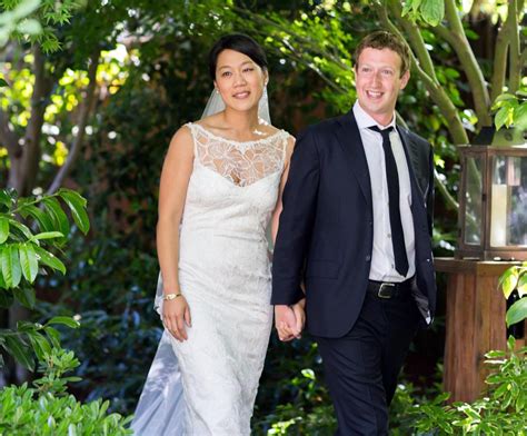 Rin's Treasure: Mark Zuckerberg Married to Priscilla Chan