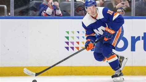 Red Wings vs. Islanders: Live stream, TV info, time