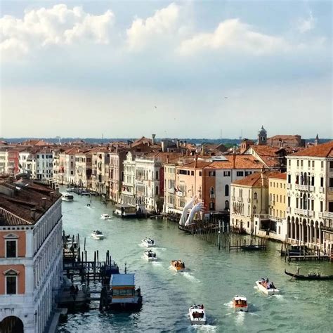 Contemporary Sculpture by Lorenzo Quinn Emerges from Venice's Lagoon