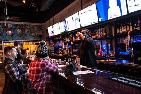 Best Dive Bars in Charlotte: Where to Find Good Neighborhood Bars - Thrillist