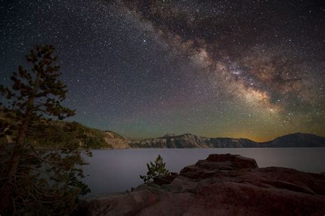 Crater Lake Milky Way photo by Dark Sky Photography | Sierra News Online