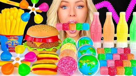 ASMR SOUR CANDY, WARHEADS CUBES, SOUR SPRAY, WAX CANDY, EARTH GUMMY, RAINBOW DESSERTS MUKBANG 먹방 ...