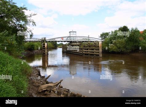 Bridge at Cawood Stock Photo - Alamy