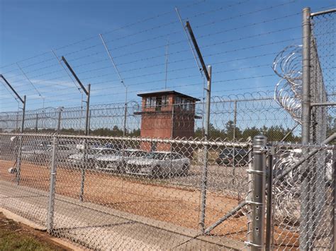 Alabama Prisons: More Crowded And Violent One Year After Department Of ...