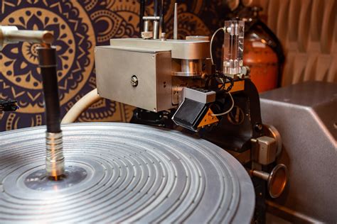 How a Vinyl Record Is Made - Yamaha Music - Blog