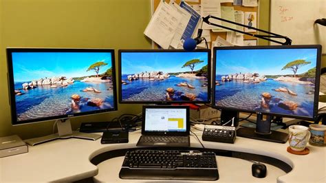 Surface Teaching, Deep Learning: How to set up three monitors with a surface pro