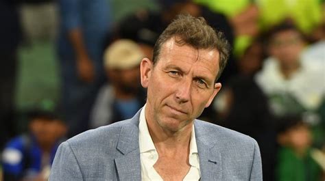 England legend Michael Atherton labels Australia "homesick travellers" ahead of Ashes - Mirror ...