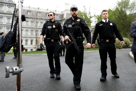 Secret Service Agents, Protecting Biden's Granddaughter Naomi, Open ...