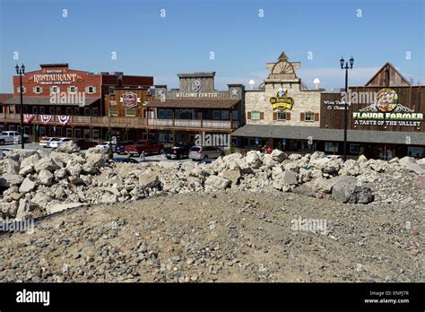 Bravo Farms Kettleman City I5 california Stock Photo: 82246523 - Alamy