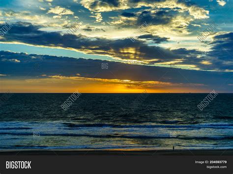 Virginia Beach Sunrise Image & Photo (Free Trial) | Bigstock