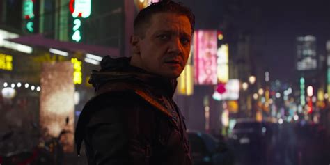 Avengers: Endgame Concept Art Gives Hawkeye a Different Pre-Ronin Look