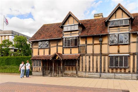 Shakespeare's Birthplace editorial stock photo. Image of grew - 15809093