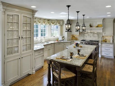 French Country Kitchens | HGTV