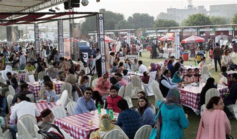 'Lahore Eat' and the 'Lahore Food Bazaar': The Real Foodie's Paradise ...