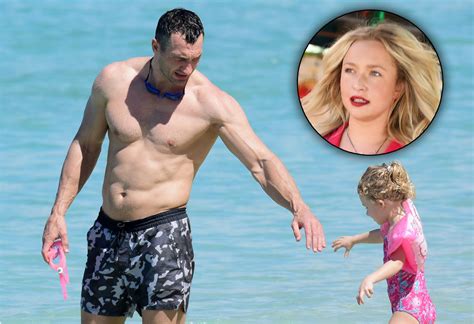 Hayden Panettiere Ex Wladimir Shows Off Abs On Beach With Daughter