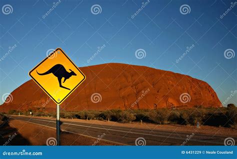 Uluru - Kata Tjuta National Park Editorial Stock Image - Image of bush ...