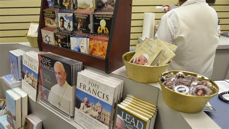 13 ways to get a good read on Pope Francis