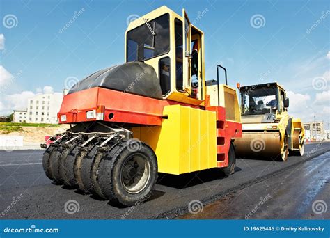 Pneumatic Asphalt Roller at Work Stock Photo - Image of building, pave ...