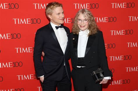 Mia Farrow Praises Son Ronan Farrow for His Pulitzer Prize-Winning ...