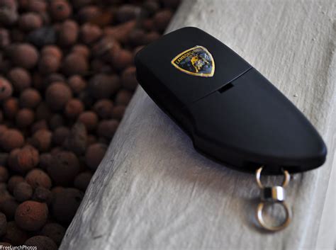 Lambo Keys | Lamborghini Gallardo LP560-4 Look at that glow.… | FreeLunchPhotos | Flickr