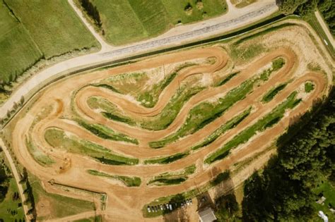 How to Build a Motocross Track At Home - Frontaer