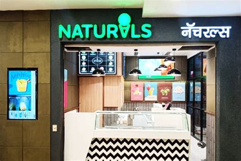 A Fruit Vendor's Son Started 'Naturals Ice Cream' & Built A ₹300 Crores ...