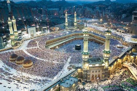 Saudi Extends Umrah Season by One Month | About Islam