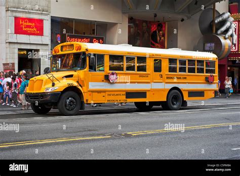 Brooklyn school bus, New York City, Manhattan, United States Stock ...