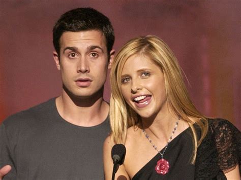 Sarah Michelle Gellar And Freddie Prinze Jr Scooby Doo